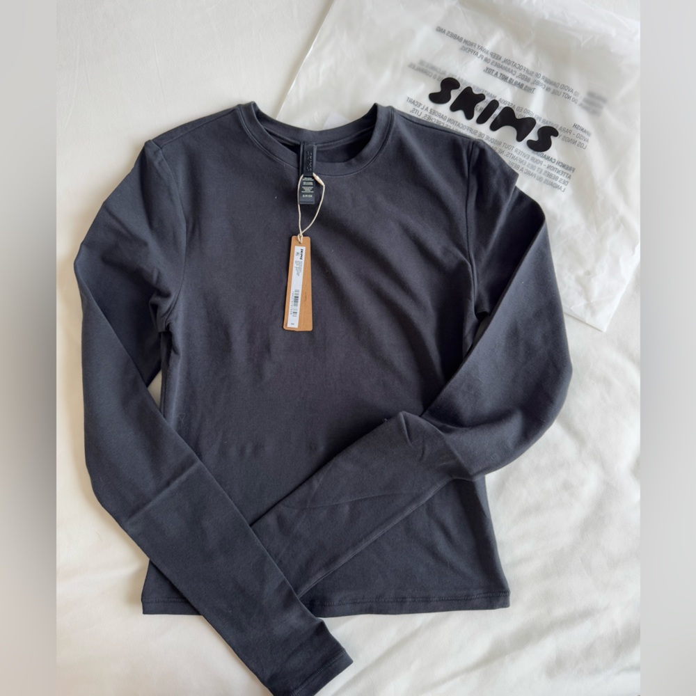 SKIMS cotton jersey Long Sleeve Tshirt soot S